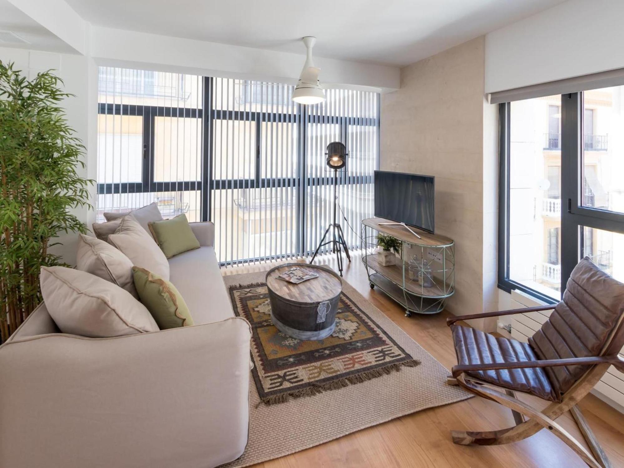 Chezmoihomes Plaza Nueva Deluxe Гранада Екстериор снимка